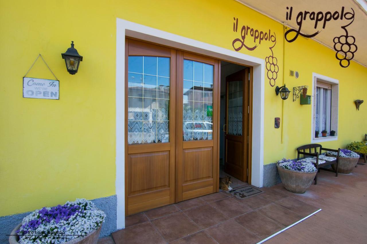 B&B Il Grappolo Foresteria Lombarda Sirmione Eksteriør bilde