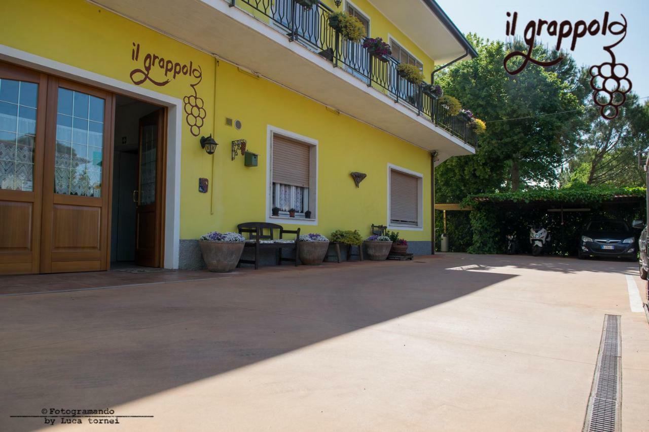 B&B Il Grappolo Foresteria Lombarda Sirmione Eksteriør bilde