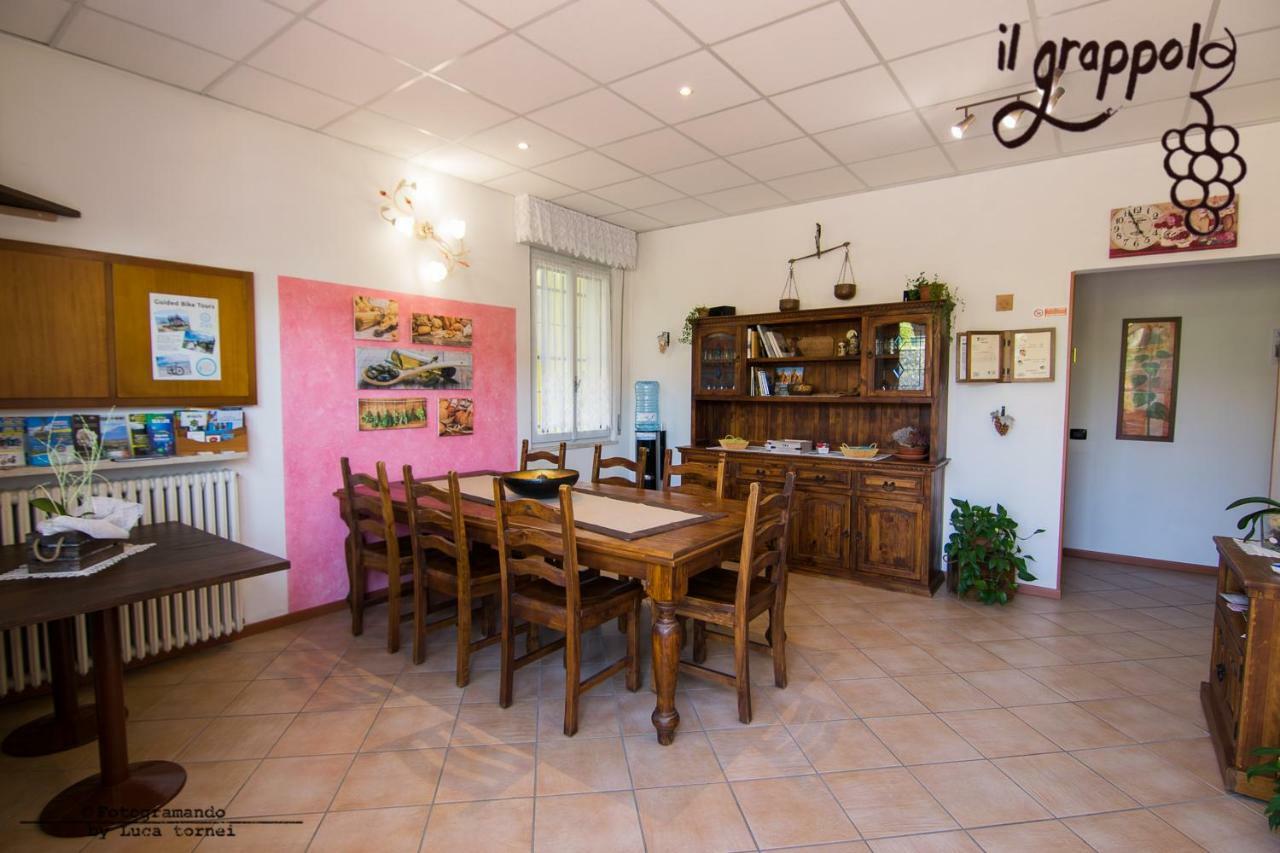 B&B Il Grappolo Foresteria Lombarda Sirmione Eksteriør bilde