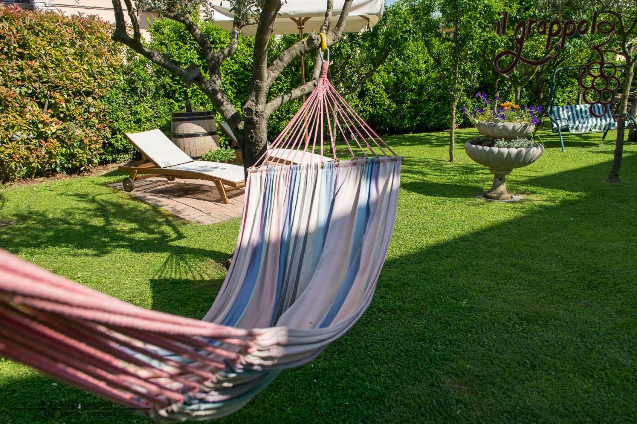 B&B Il Grappolo Foresteria Lombarda Sirmione Eksteriør bilde